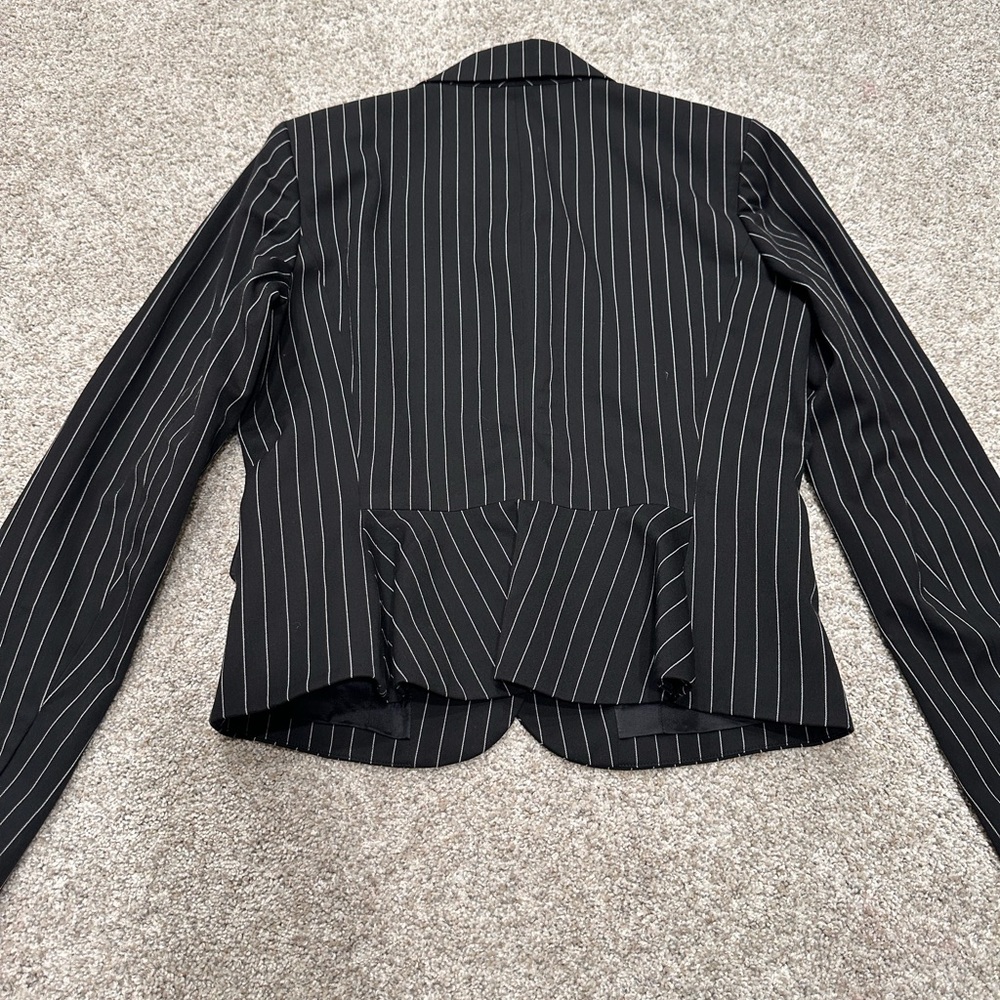 Lauren Ralph Lauren Black Pinstripe Blazer - Picture 12 of 15